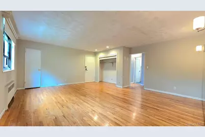 163-70 17th Avenue #Upper Level, Whitestone, NY 11357 - Photo 13