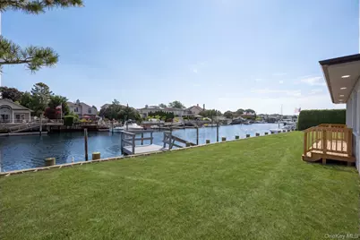 2819 Bay Drive, Merrick, NY 11566 - Photo 43