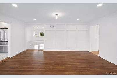 2819 Bay Drive, Merrick, NY 11566 - Photo 9