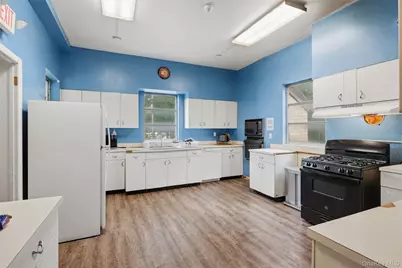 40 S Hamilton Street, Poughkeepsie, NY 12601 - Photo 17