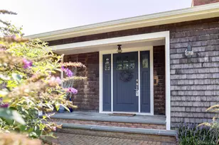 405 Birch Ln, Cutchogue, NY 11935 - Photo 9