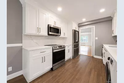 75-19 171st Street, Fresh Meadows, NY 11366 - Photo 21