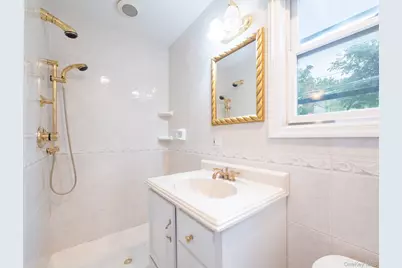 75-19 171st Street, Fresh Meadows, NY 11366 - Photo 15