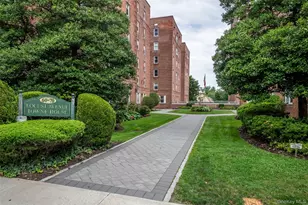 70 Locust, New Rochelle, NY 10801 - Photo 3