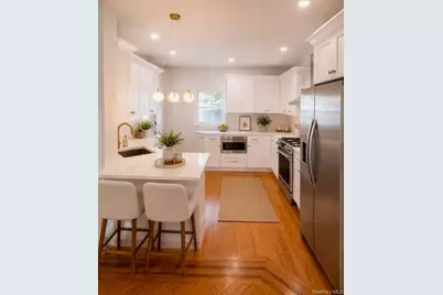 214 E 38th Street, Brooklyn, NY 11203 - Photo 15