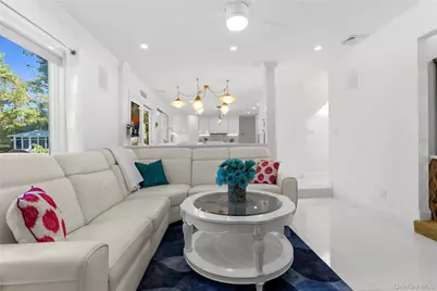 28 Annandale Road, Commack, NY 11725 - Photo 9