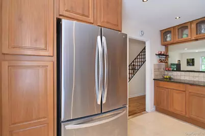 124 Texas Avenue, Bronxville, NY 10708 - Photo 11