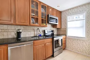 124 Texas Ave, Bronxville, NY 10708 - Photo 13