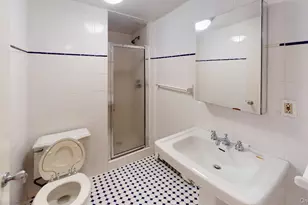 3-82 Burns St, Forest Hills, NY 11375 - Photo 27