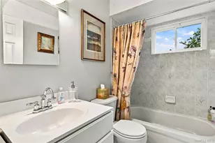 991 Newbridge Rd, North Bellmore, NY 11710 - Photo 23