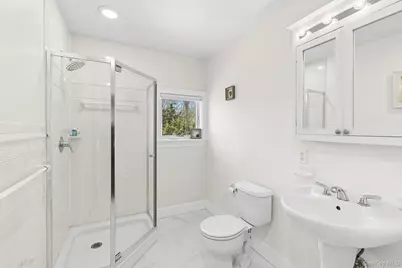 4 Bayview Avenue, Shelter Island Heights, NY 11965 - Photo 19
