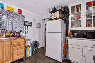 11 S White St, Poughkeepsie, NY 12601 - Photo 17