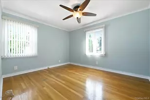 303 Caroline Ave, Garden City South, NY 11530 - Photo 13