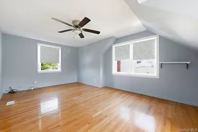303 Caroline Avenue, Garden City South, NY 11530 - Photo 21
