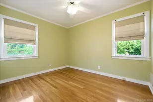 303 Caroline Ave, Garden City South, NY 11530 - Photo 11
