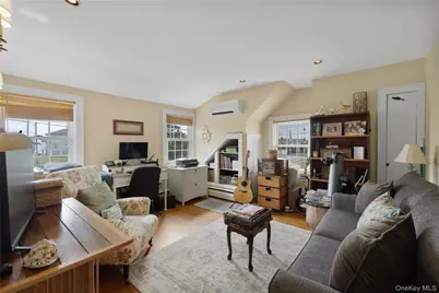 1 Dewey Avenue, Amityville, NY 11701 - Photo 17