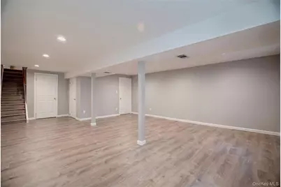 13 Pine Street, Huntington, NY 11743 - Photo 21