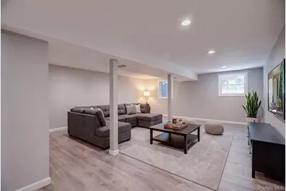 13 Pine Street, Huntington, NY 11743 - Photo 19