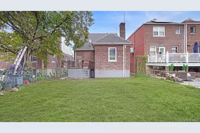 2729 Paulding Avenue, Bronx, NY 10469 - Photo 5