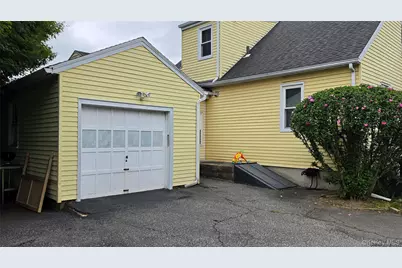 27 Haines Boulevard, Port Chester, NY 10573 - Photo 3