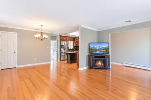 272 W 12th St, Deer Park, NY 11729 - Photo 7