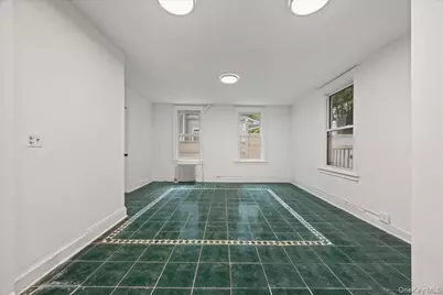 512 Warburton Avenue, Yonkers, NY 10701 - Photo 11