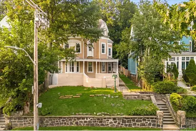 512 Warburton Avenue, Yonkers, NY 10701 - Photo 1