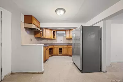 512 Warburton Avenue, Yonkers, NY 10701 - Photo 35