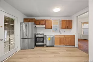 512 Warburton Ave, Yonkers, NY 10701 - Photo 13