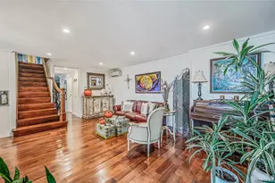 9 Perry Pl, Lindenhurst, NY 11757 - Photo 5
