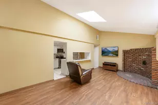 25 Hewes St, Port Jefferson Station, NY 11776 - Photo 11