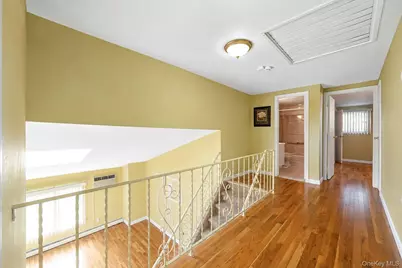 25 Hewes Street, Port Jefferson Station, NY 11776 - Photo 35