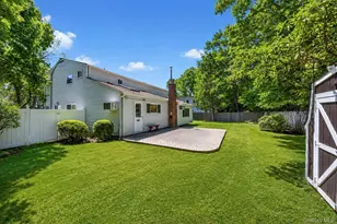 25 Hewes St, Port Jefferson Station, NY 11776 - Photo 7