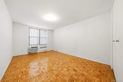 1874 Pelham Pkway S #2N, Bronx, NY 10461 - Photo 13