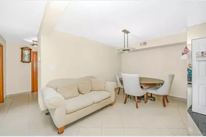 161 Feller Drive, Central Islip, NY 11722 - Photo 5