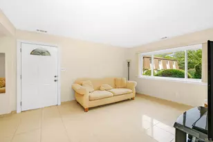 161 Feller Dr, Central Islip, NY 11722 - Photo 3