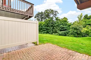 1307 Glastonbury Ln, Fishkill, NY 12524 - Photo 39