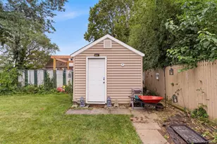 711 Charter Ct, Uniondale, NY 11553 - Photo 45