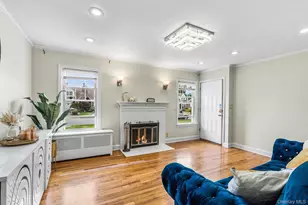 711 Charter Ct, Uniondale, NY 11553 - Photo 7