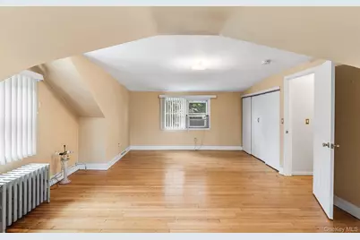 711 Charter Court, Uniondale, NY 11553 - Photo 23