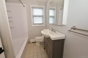7 Swan Ln, Levittown, NY 11756 - Photo 19