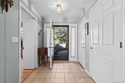 675 Heritage Hills #D, Somers, NY 10589 - Photo 5
