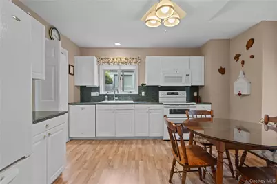 675 Heritage Hills #D, Somers, NY 10589 - Photo 9