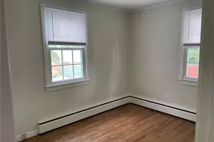 17 Kinderhook Dr, Poughkeepsie, NY 12603 - Photo 9