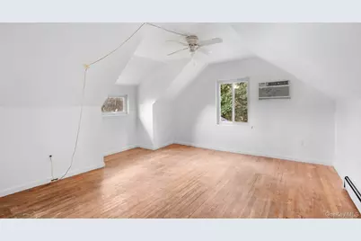 465 Clift Street, Central Islip, NY 11722 - Photo 11