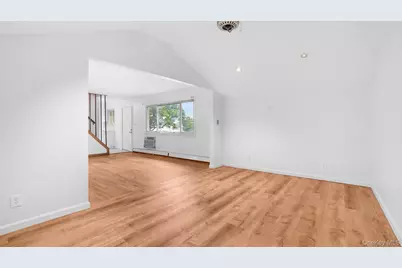 465 Clift Street, Central Islip, NY 11722 - Photo 3
