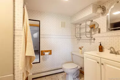 36 Peckham Road, Poughkeepsie, NY 12603 - Photo 15