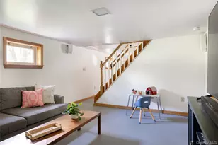 36 Peckham Rd, Poughkeepsie, NY 12603 - Photo 5