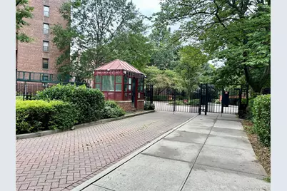 15020 71st Avenue #6J, Kew Gardens, NY 11367 - Photo 23