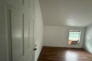 54 Oneill Ave, Bay Shore, NY 11706 - Photo 15